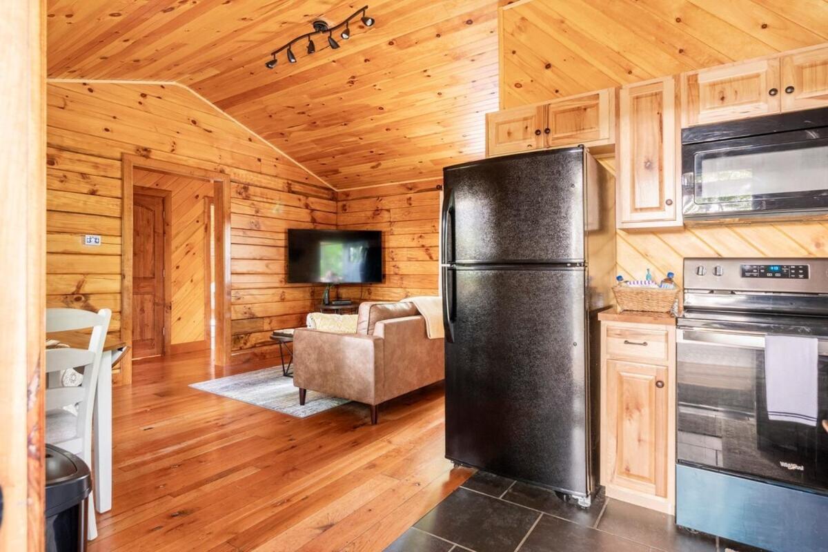 Secluded Wooded Cabin Near The Hocking Hills New Straitsville Eksteriør bilde